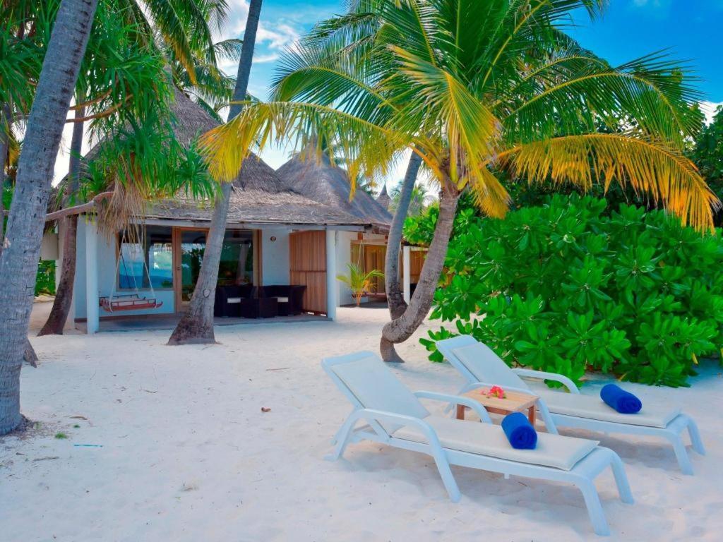 Angaga Island Resort And Spa Exterior photo